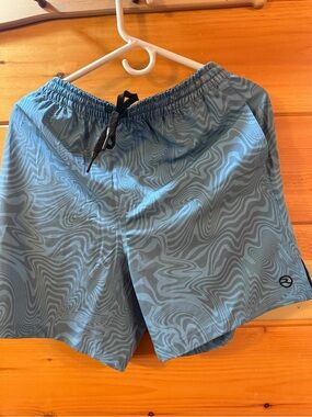 Men's Blue Wave-Print Swim Trunks